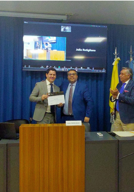 En noviembre de 2025 ha sido publicado por la prestigiosa editorial Ad Hoc el nuevo libro del Dr. Farina Balbi titulado `El peso de la prueba como grantía`. La obra aporta herramientas fundamentales para tabajar con la prueba en los proceso penales, y asesgurar estándares mínimos de racionalidad en las decisiones. Podes adquirirlo en la pagina de la editorial con evio gratis a todo el pais